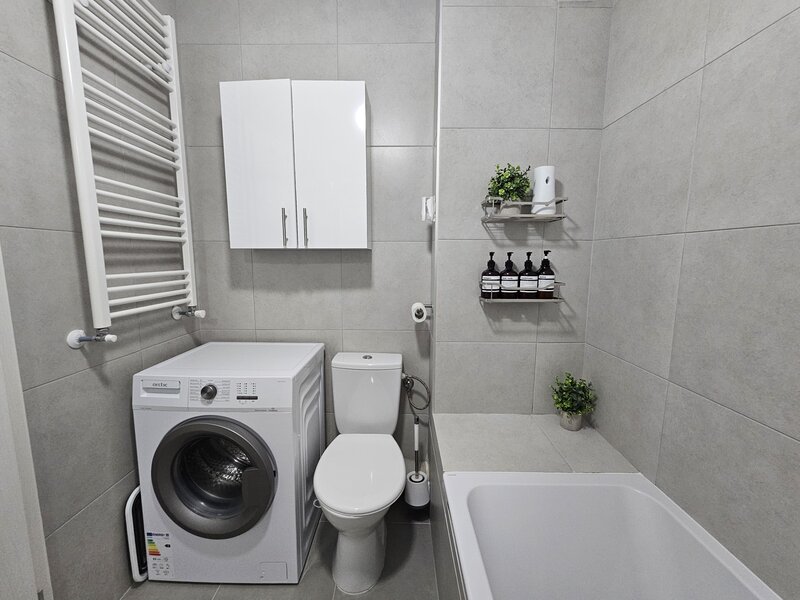 Metalurgiei, Parc Tudor Arghezi.